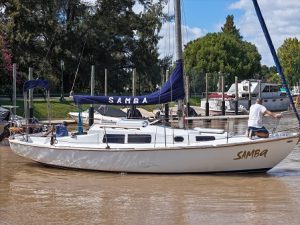 Velero Cormoran 28